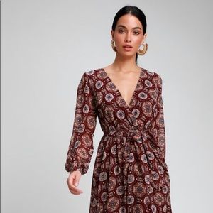 BURGUNDY MULTI PRINT LONG SLEEVE HIGH-LOW DRESS